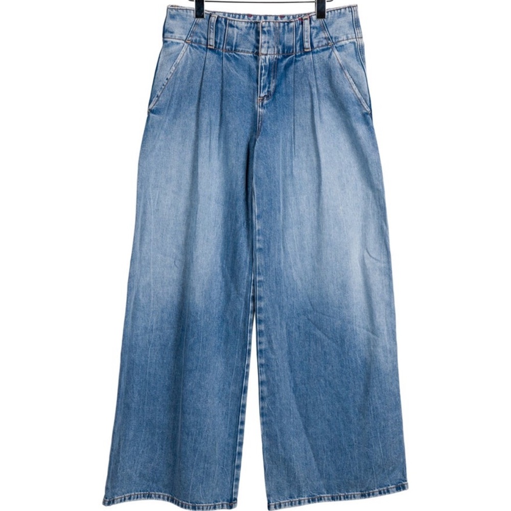 Alice & Olivia mid rise wide leg jeans with tags